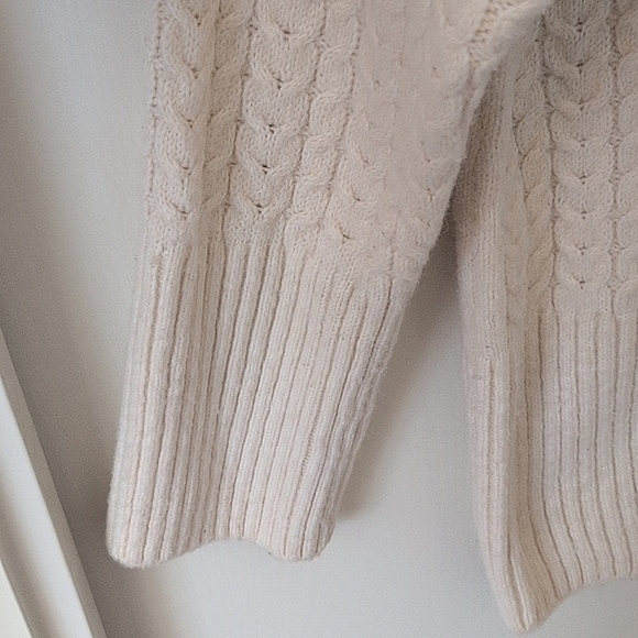 Primark Womens Medium Cable Knit Sweater Cream Boho Neutral Minimalist Classic - Picture 4 of 7